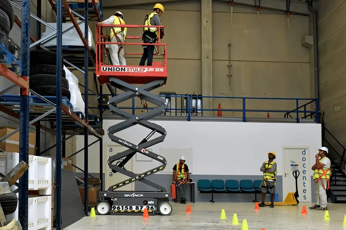 Who Needs Specialized Compliance and Safety Training in an Industrial Organization